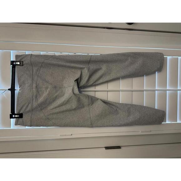 Outdoor Voices warmup crop leggings in dove gray size Large - Picture 2 of 4